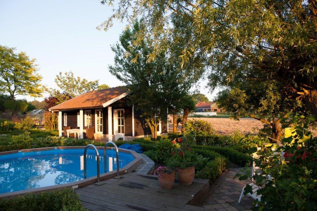In D'Ouwe Vlaamse Schuur Bed & Breakfast Ossendrecht Luaran gambar